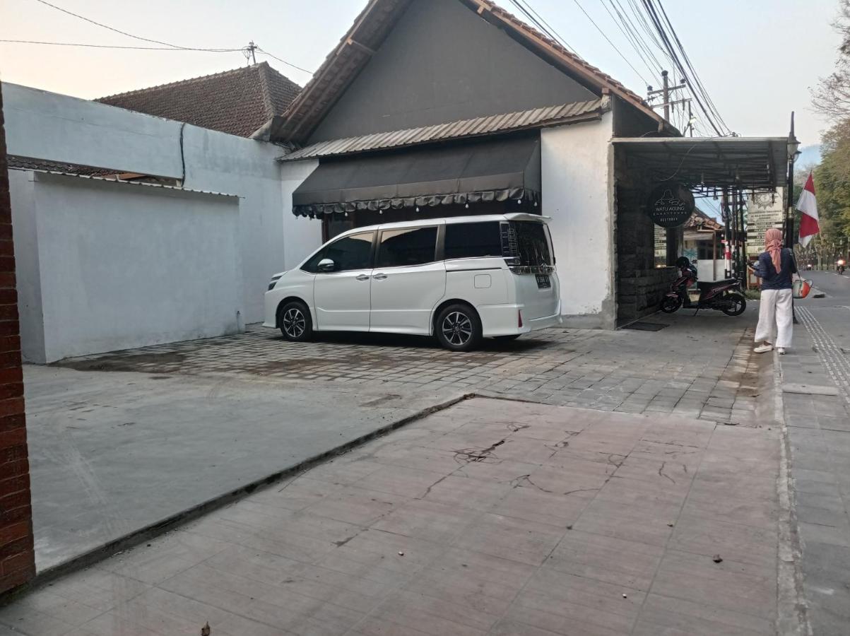 Watu Agung Guest House Magelang Εξωτερικό φωτογραφία