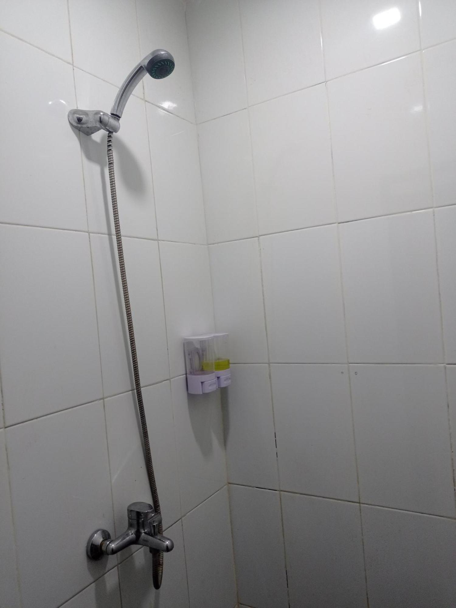 Watu Agung Guest House Magelang Εξωτερικό φωτογραφία